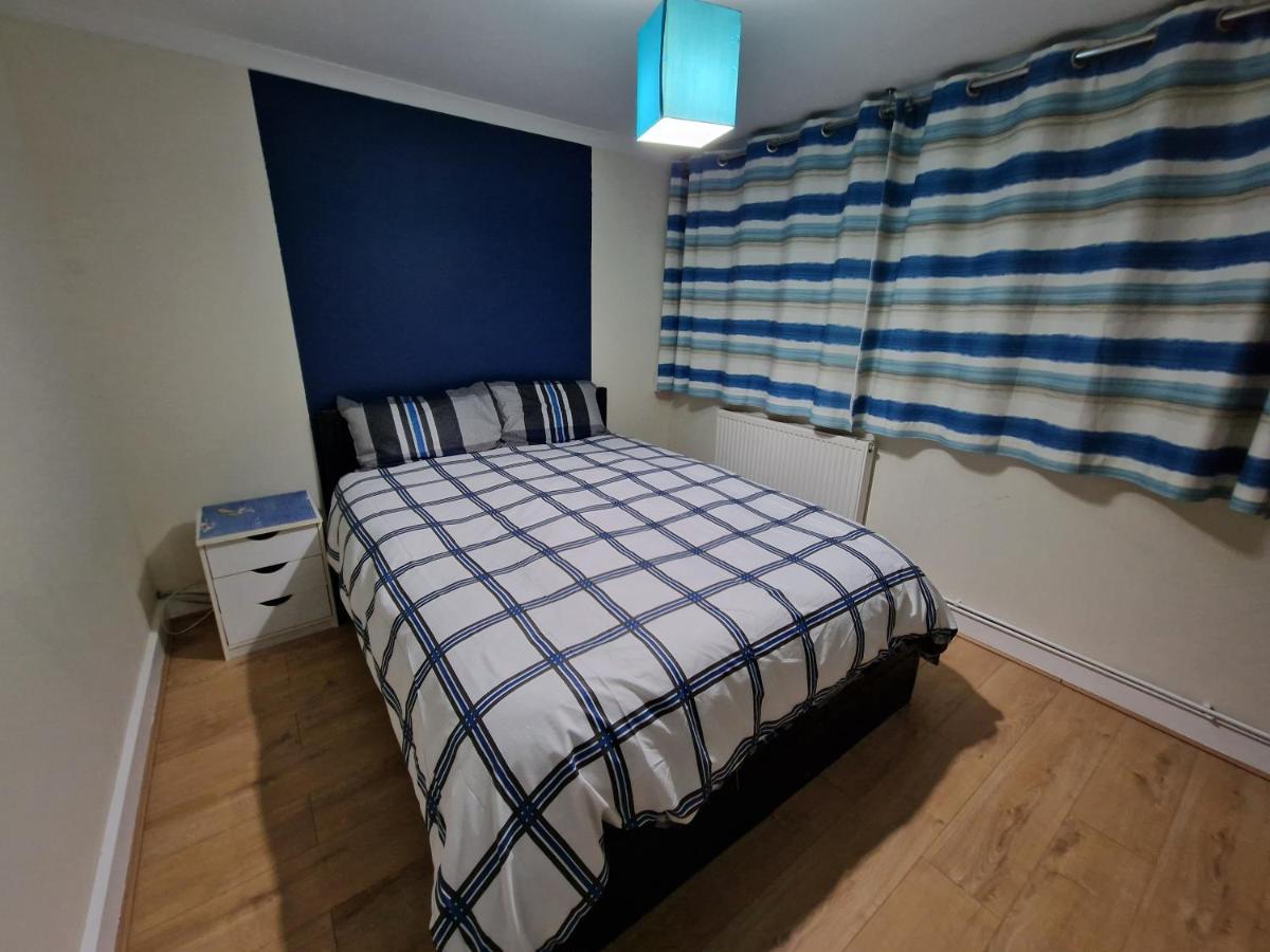 Snoozeden Chalvey, Slough Apartment Luaran gambar